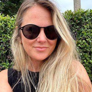 Meet the Posher, Jess